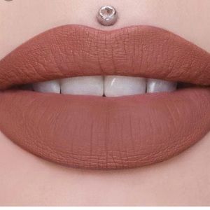 Jeffree Star liquid lipstick in Leo
